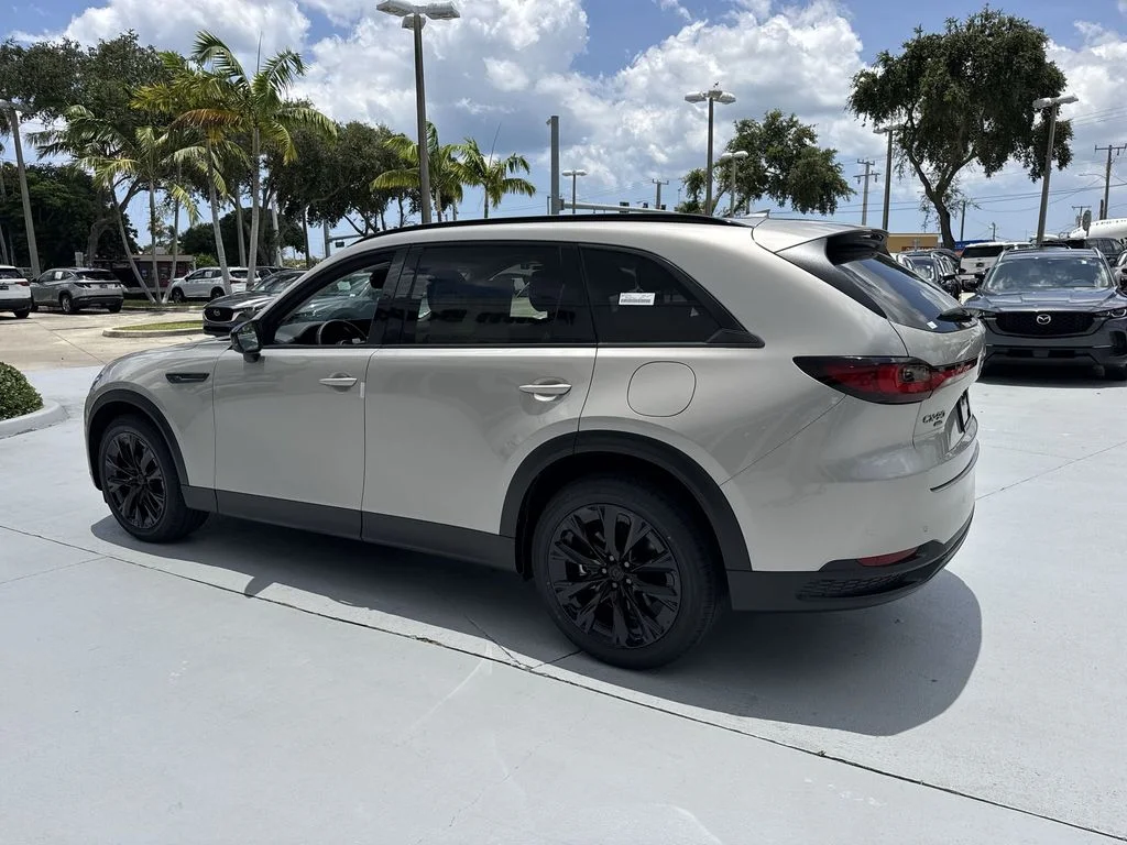 New 2026 Platinum Mazda 3.3 Turbo Premium Sport AWD image 12