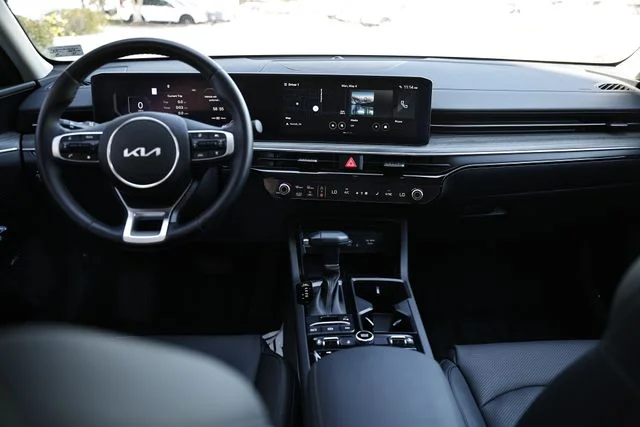 Used 2025 Interstellar Gray Kia EX image 27