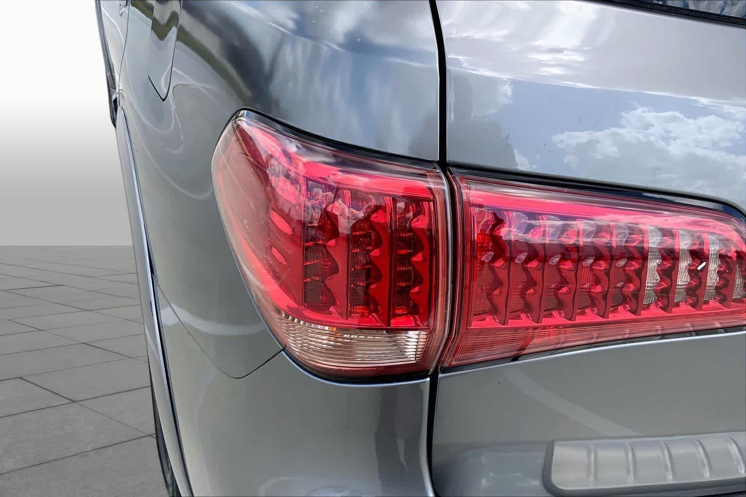 Used 2013 Platinum Graphite INFINITI  image 24