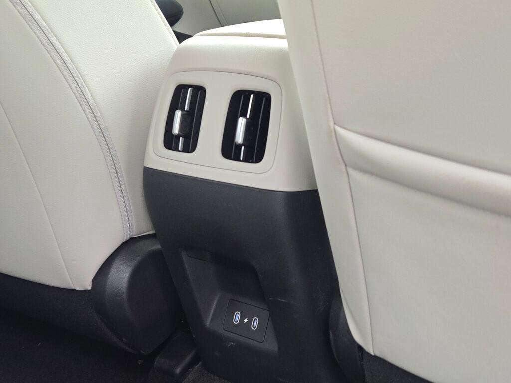 New 2025 Serenity White Pearl Hyundai SEL Convenience AWD image 12