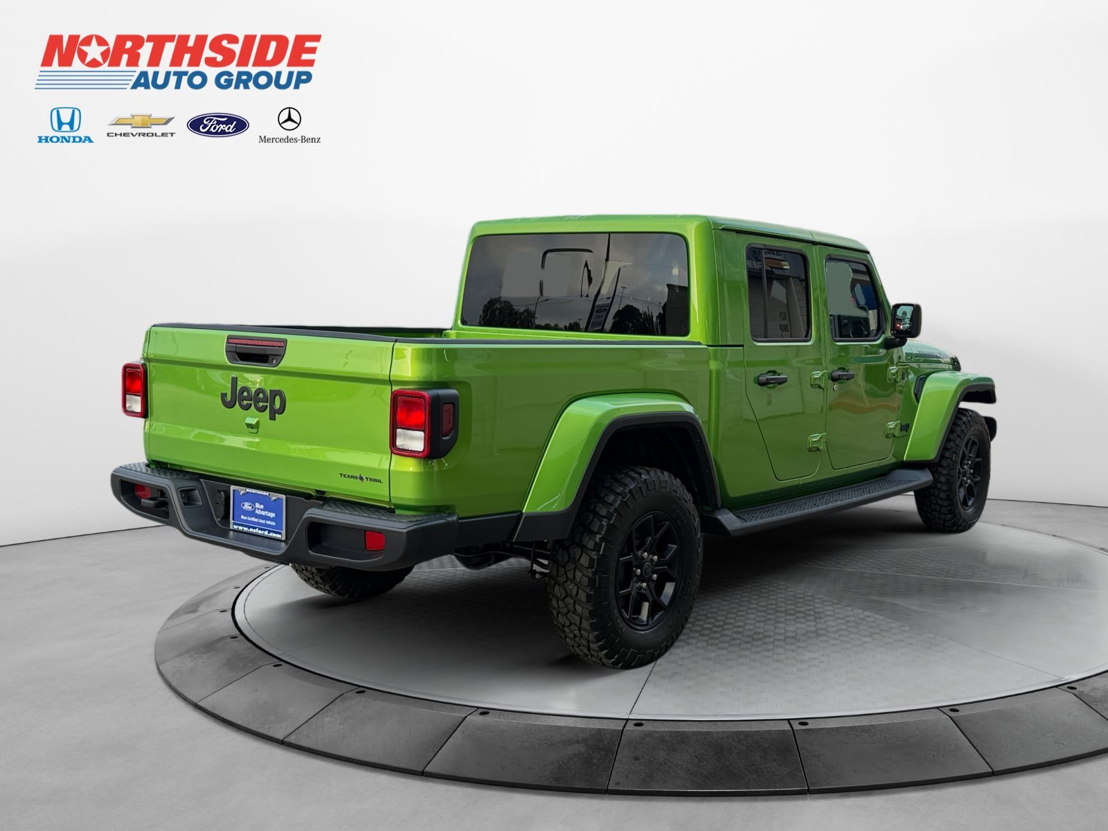 Certified Used 2026 Mojito! Clearcoat Jeep Texas Trail image 7