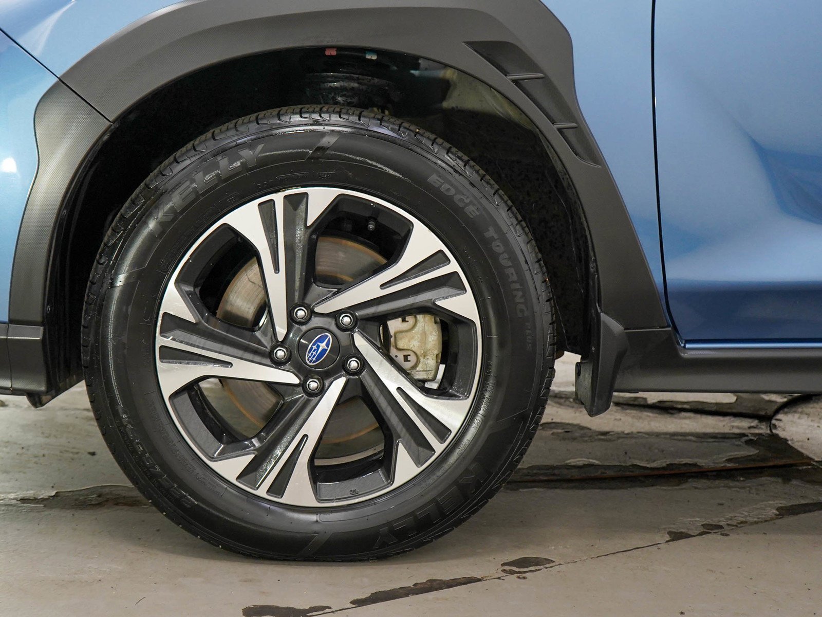 Used 2024 Horizon Blue Pearl Subaru Premium image 28