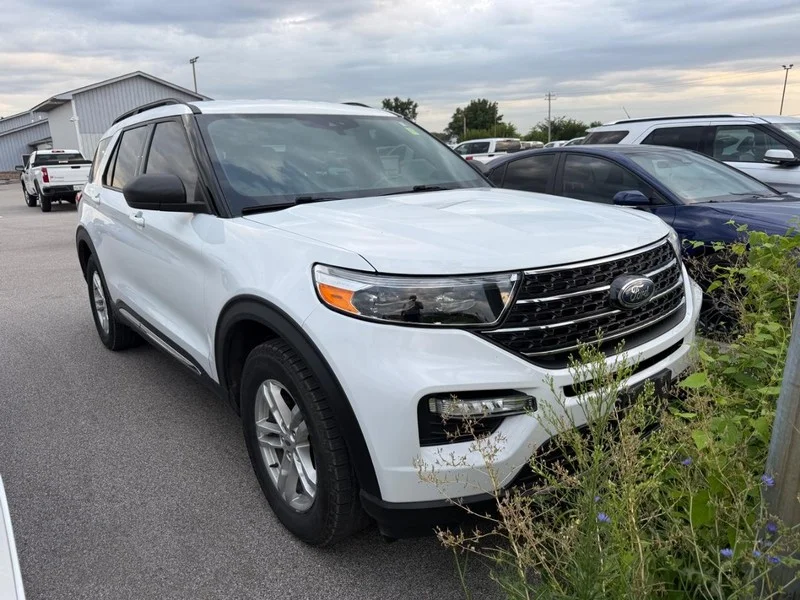 Used 2020 Oxford White Ford XLT 4WD image 5