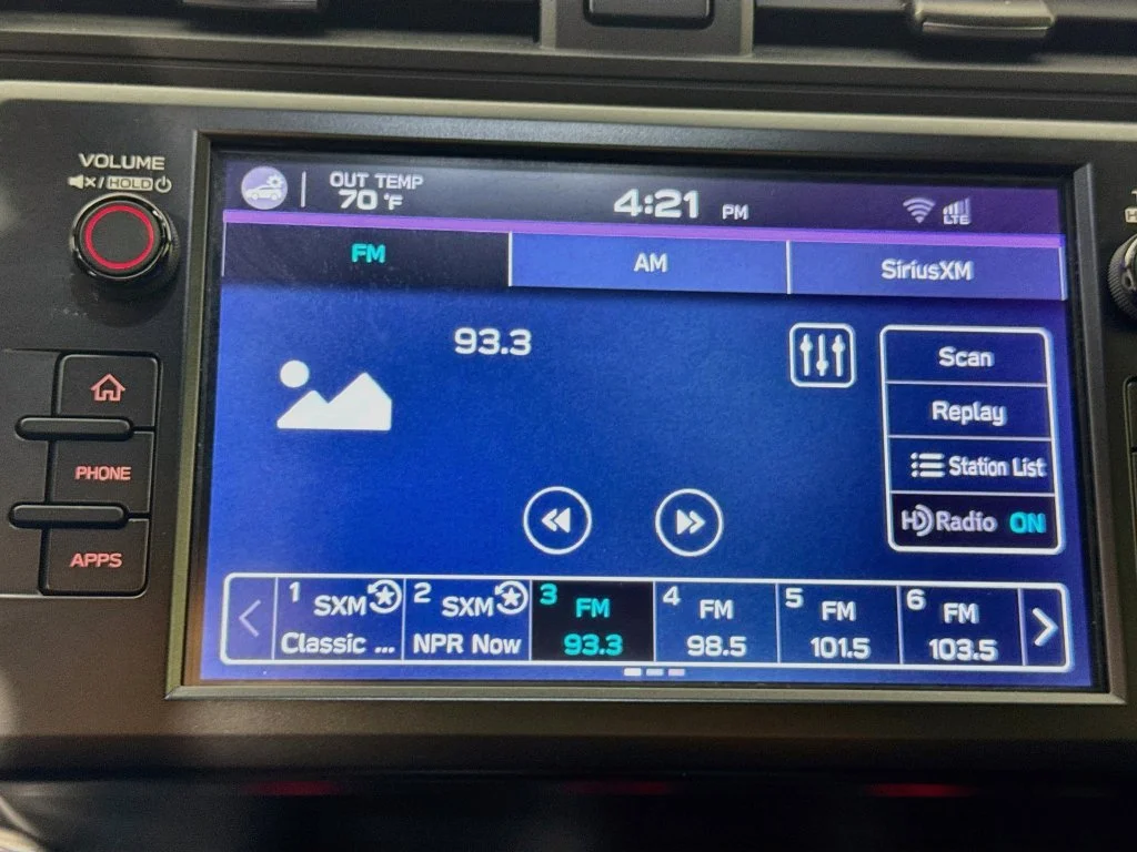 Used 2022 Magnetite Gray Metallic Subaru Limited image 17