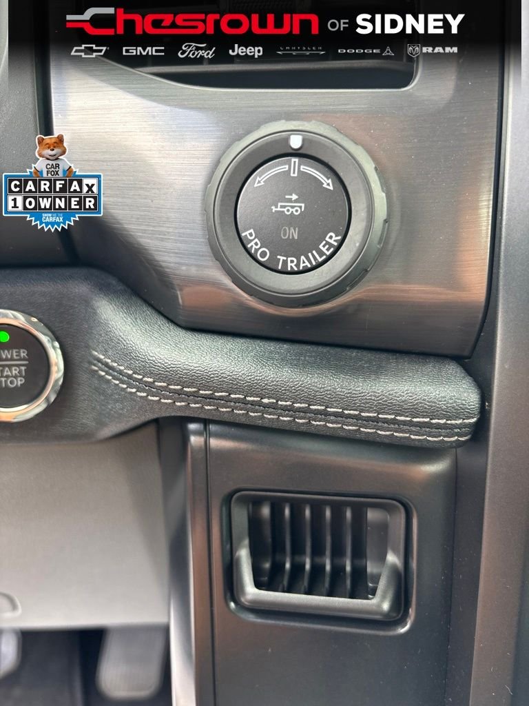 2025 Ford F-150 Lightning Flash - Photo 22