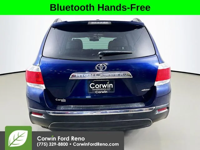 Used 2013 Nautical Blue Metallic Toyota Limited image 6