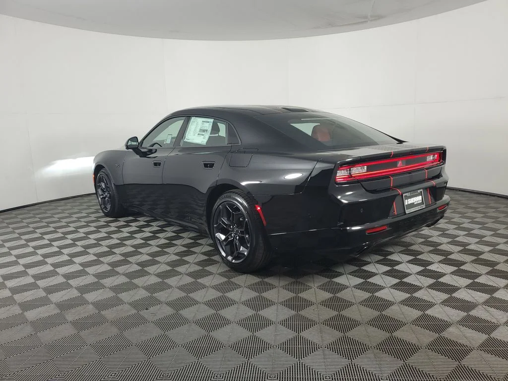 New 2026 Diamond Black Crystal Pearlcoat Dodge R/T Plus image 6