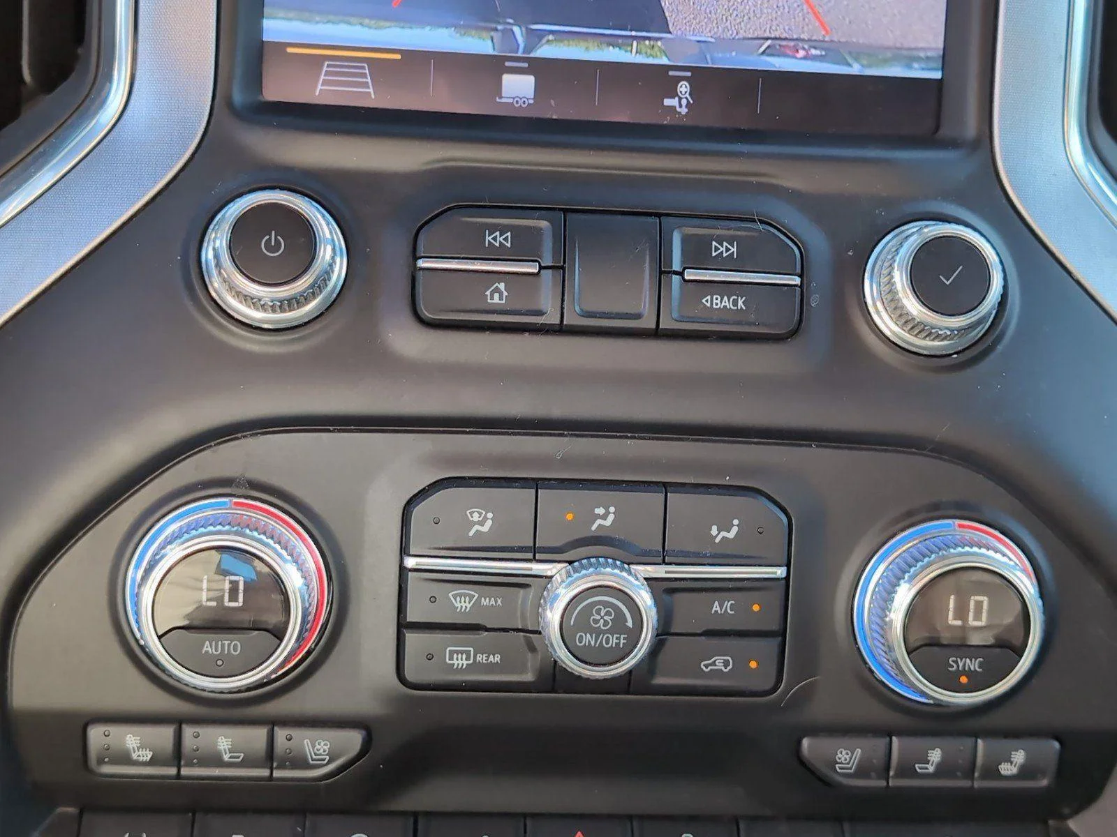 Used 2019 SATIN STEEL METALLIC GMC SLT image 23