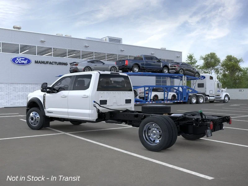 New 2026 Star White Metallic Tri-Coat Ford F-550® LARIAT® image 4