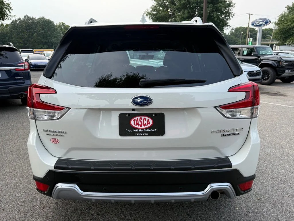 Used 2023 White Subaru Touring image 9