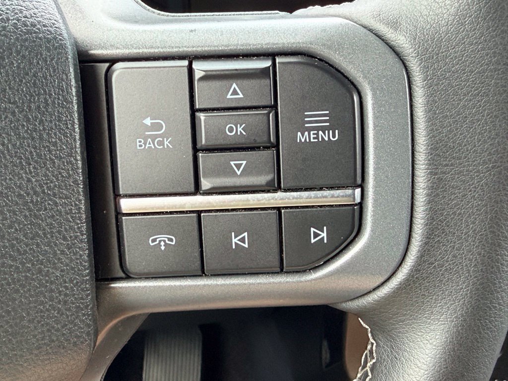 Used 2023 Silver Ford XLT image 30