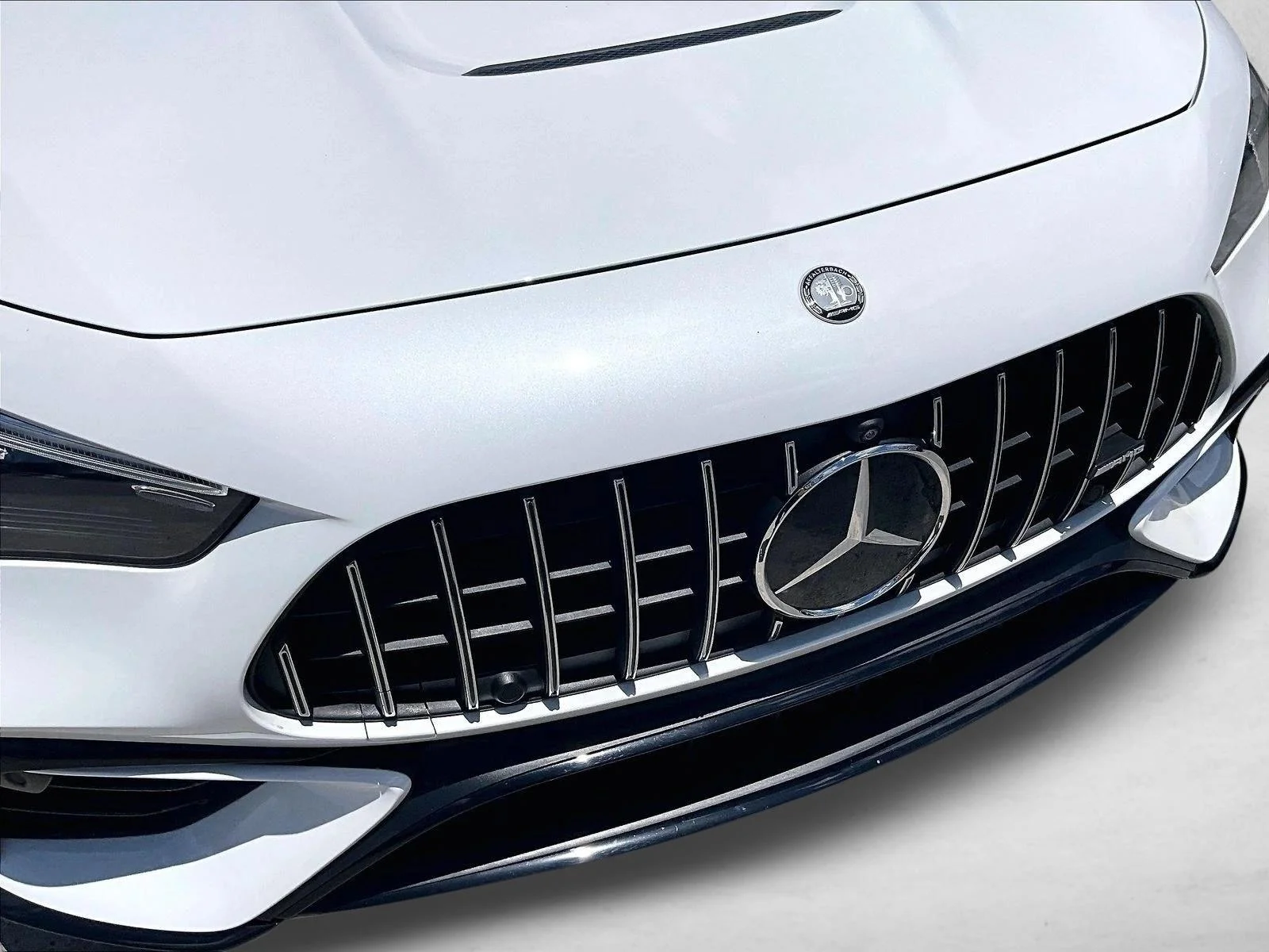 Used 2025 Manufaktur Moonlight White Metallic Mercedes-Benz AMG® CLE 53 image 30
