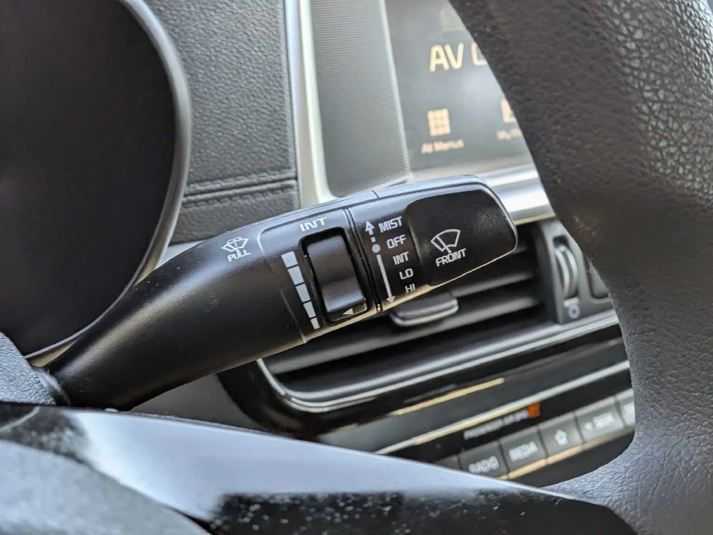 Used 2020 Purple Kia LX image 23