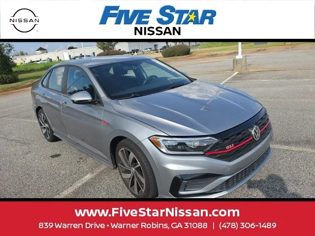 Used 2020 Silver Volkswagen 2.0T S image 4