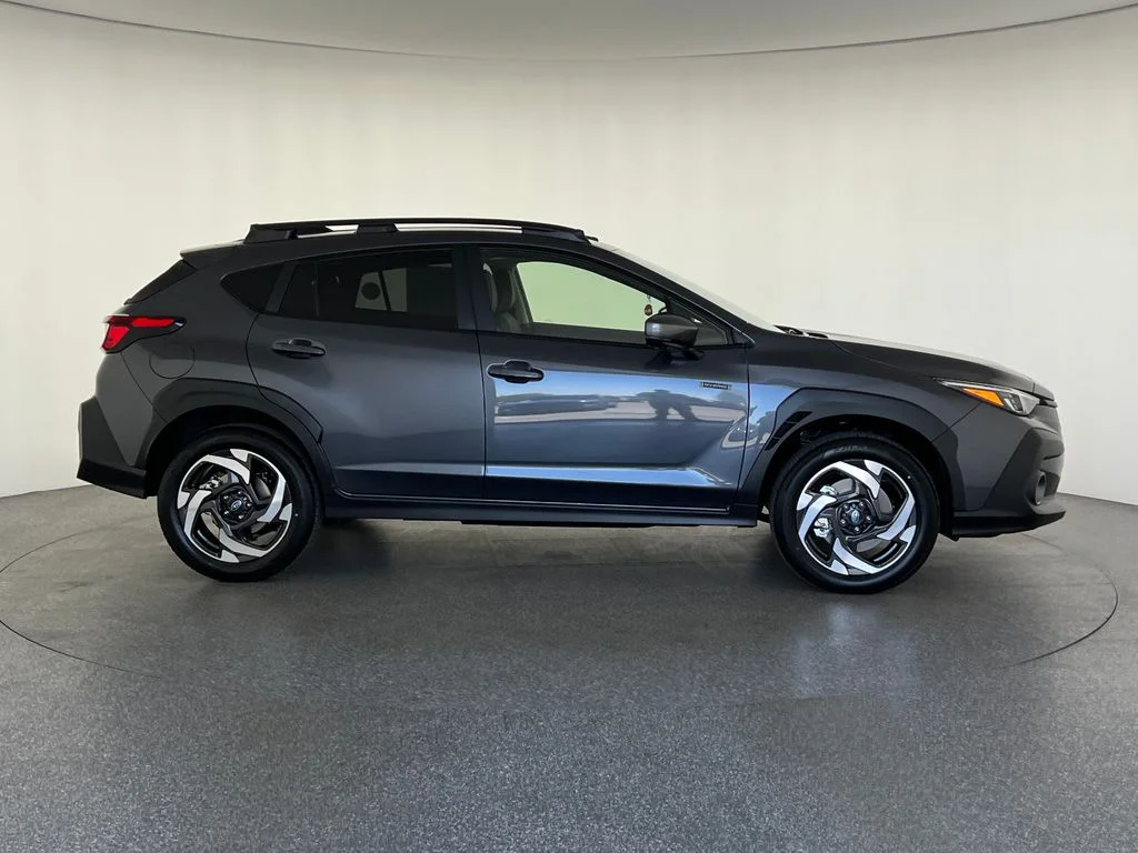 New 2026 MAGNETITE GRAY PEARL Subaru Limited Hybrid image 2