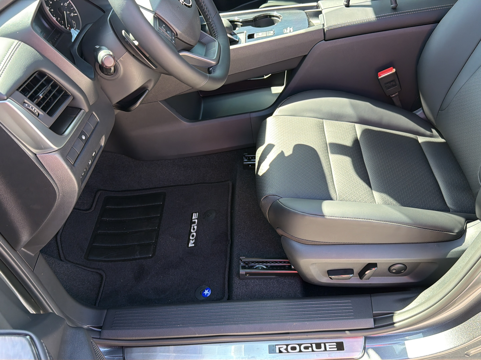 New 2026 Gray Nissan Dark Armor image 35