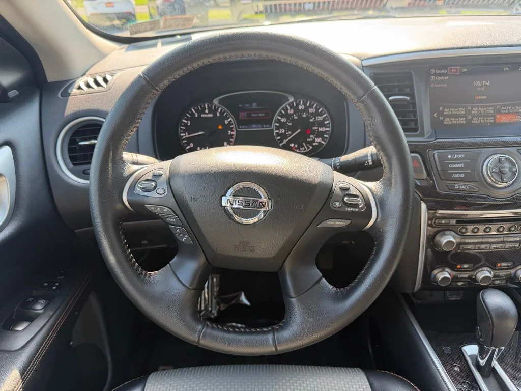 Certified Used 2020 Gray Nissan SV image 15