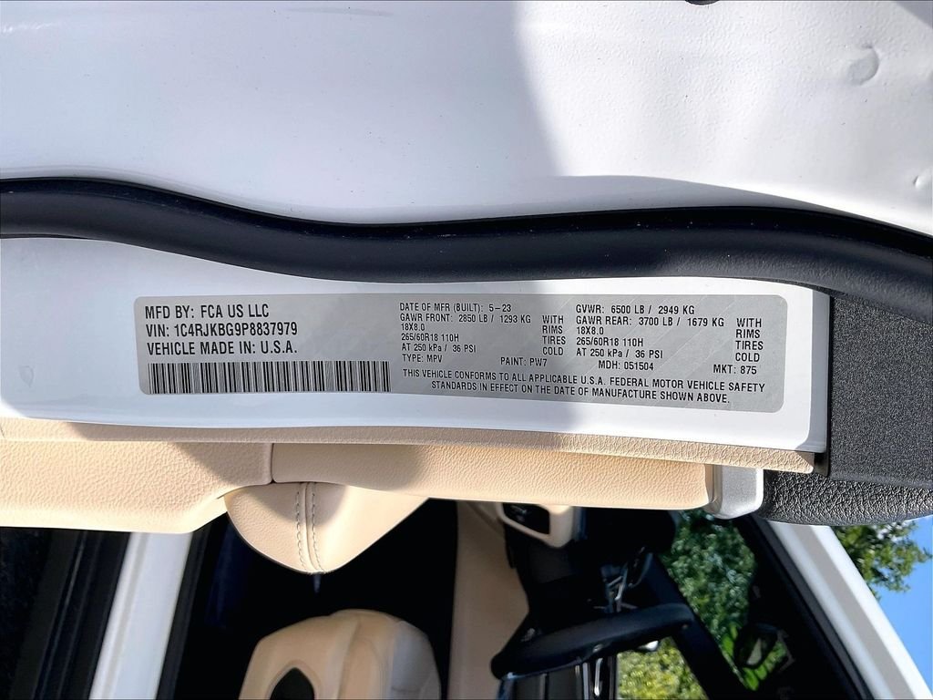 Used 2023 Bright White Clearcoat Jeep Limited image 34