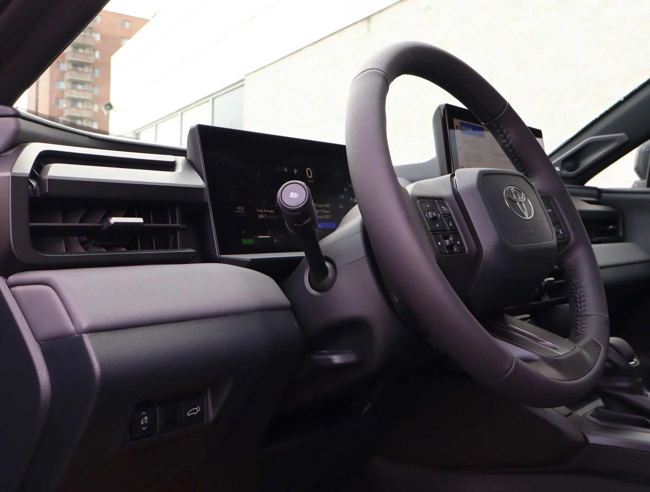 New 2026 Wind Chill Pearl w/Black Roof Toyota XSE image 21
