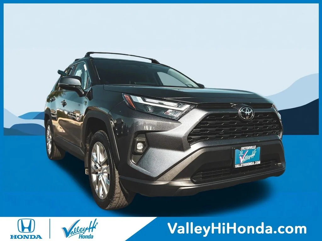 Used 2025 Magnetic Gray Metallic Toyota XLE Premium image 1