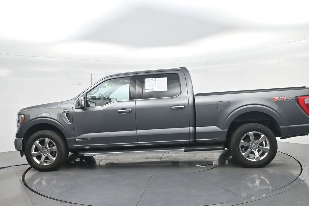 Used 2023 Gray Metallic Ford LARIAT image 8