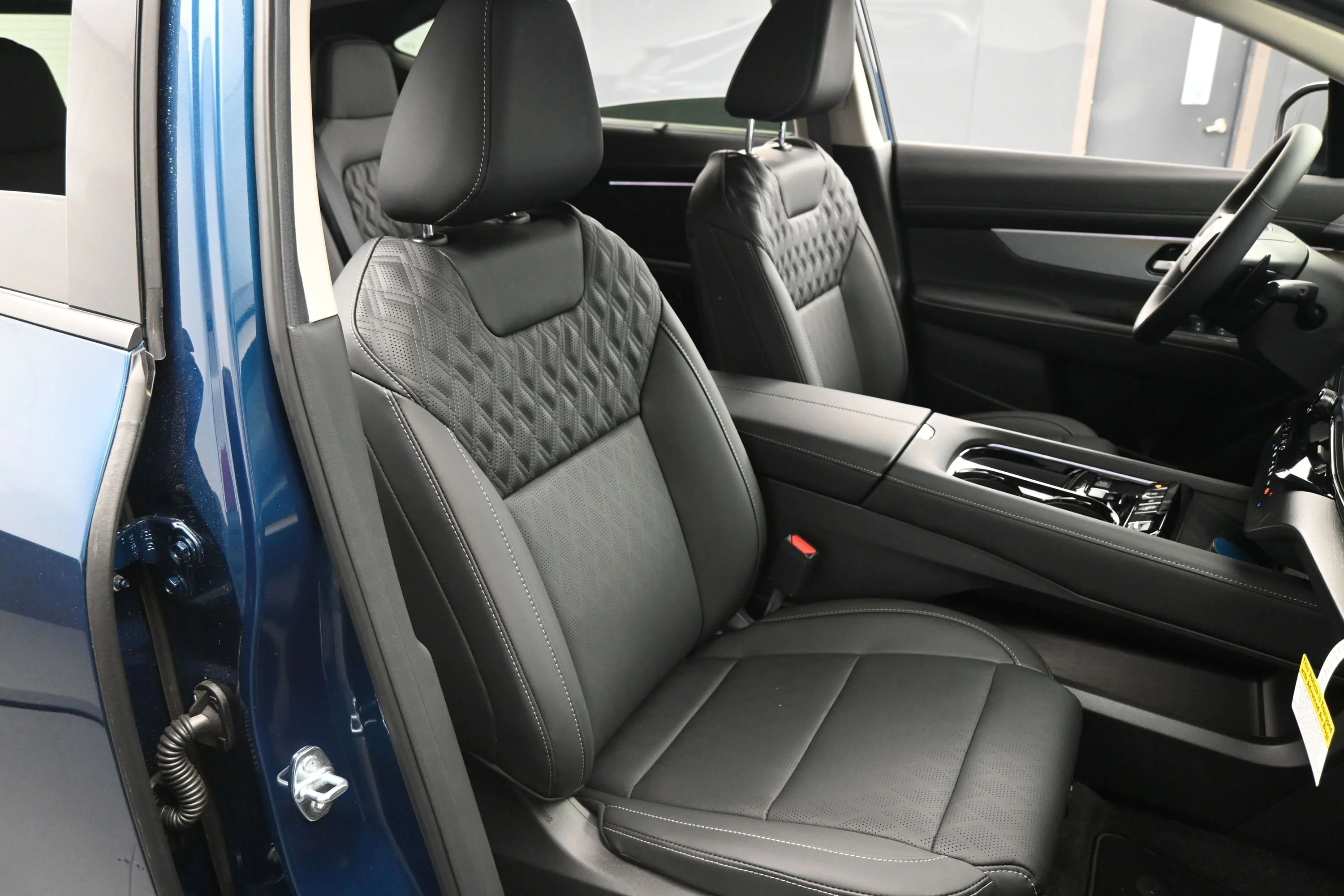 New 2026 Aurora Blue Pearl Metallic Nissan Platinum image 14