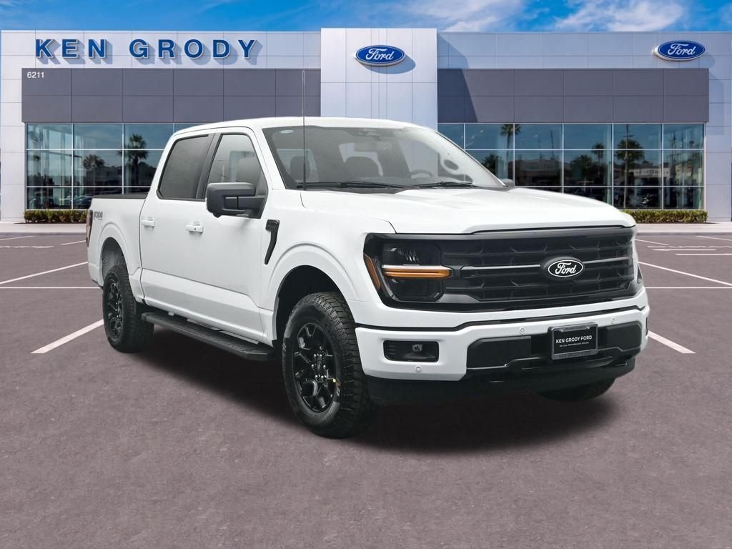 New 2026 Oxford White Ford XLT image 1