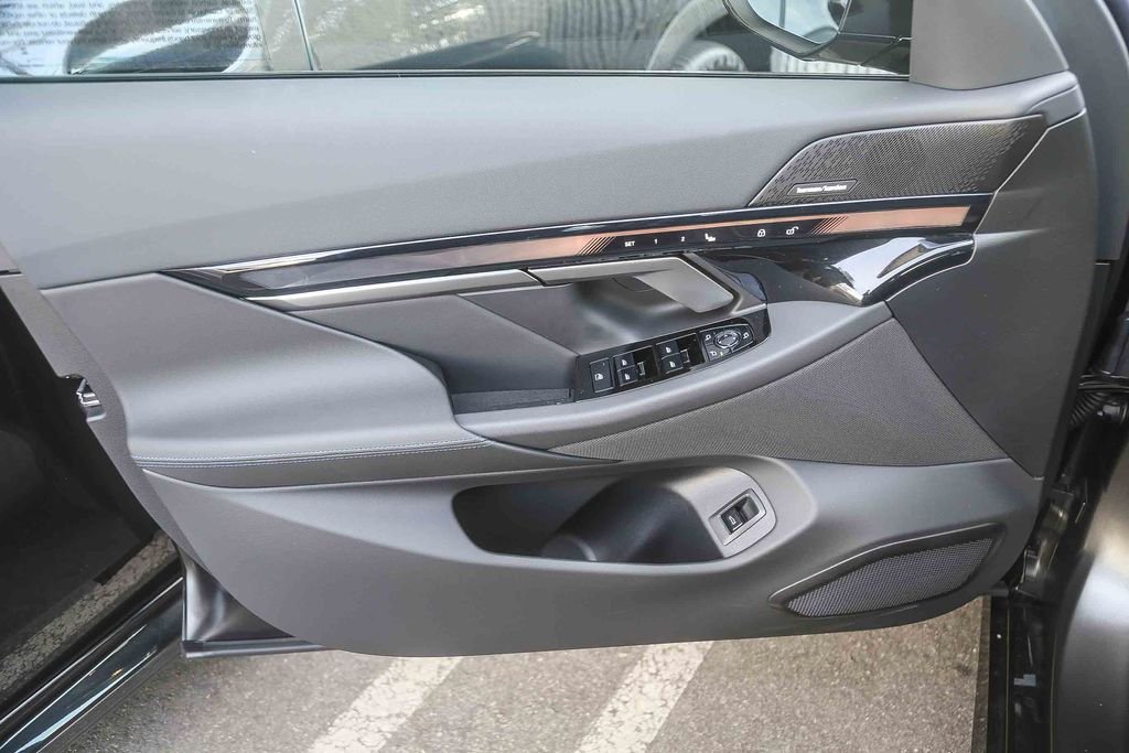 New 2026 Frozen Deep Grey BMW eDrive40 image 17