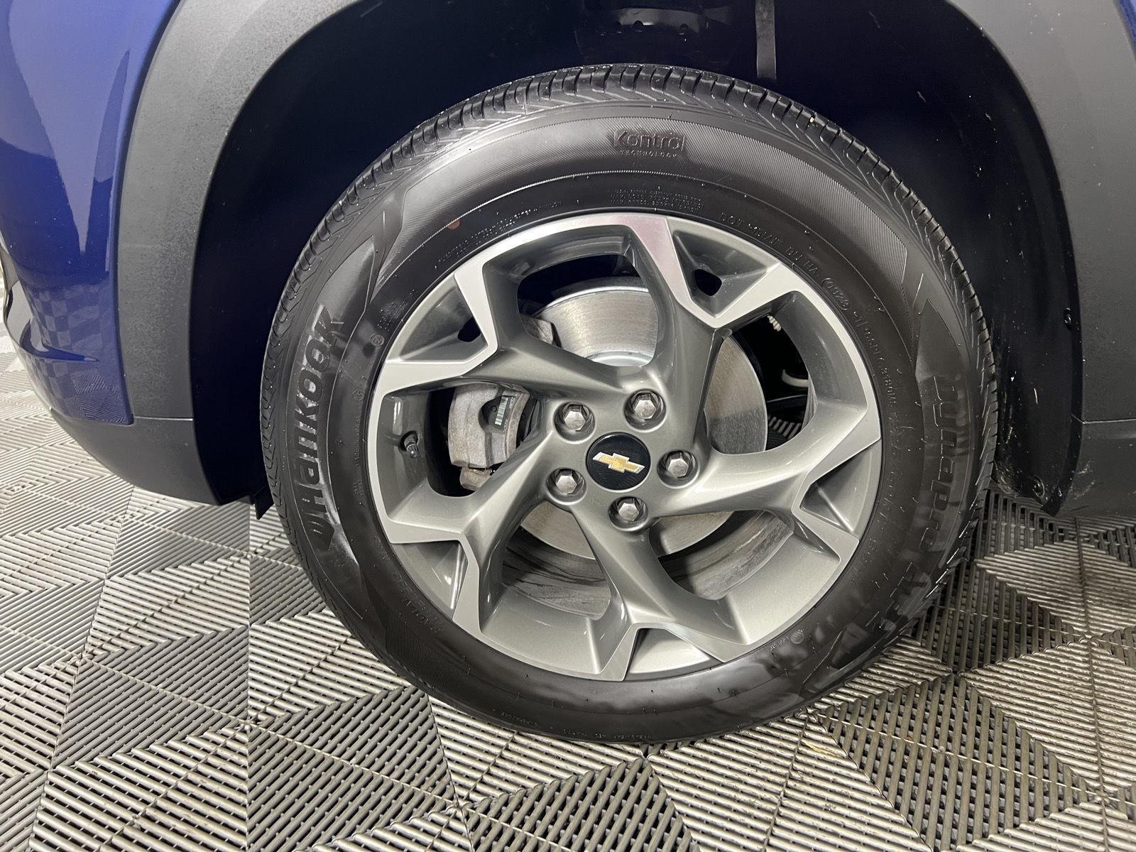 Used 2024 Blue Glow Metallic Chevrolet LT image 23