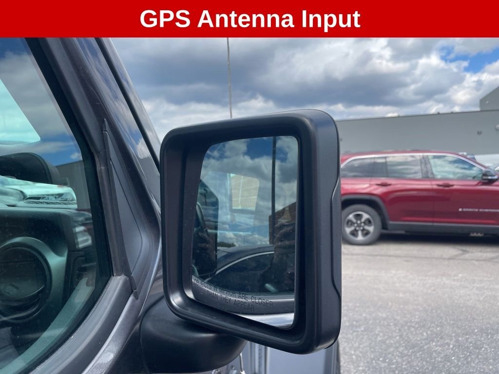 Used 2023 Gray Jeep Sport S image 10