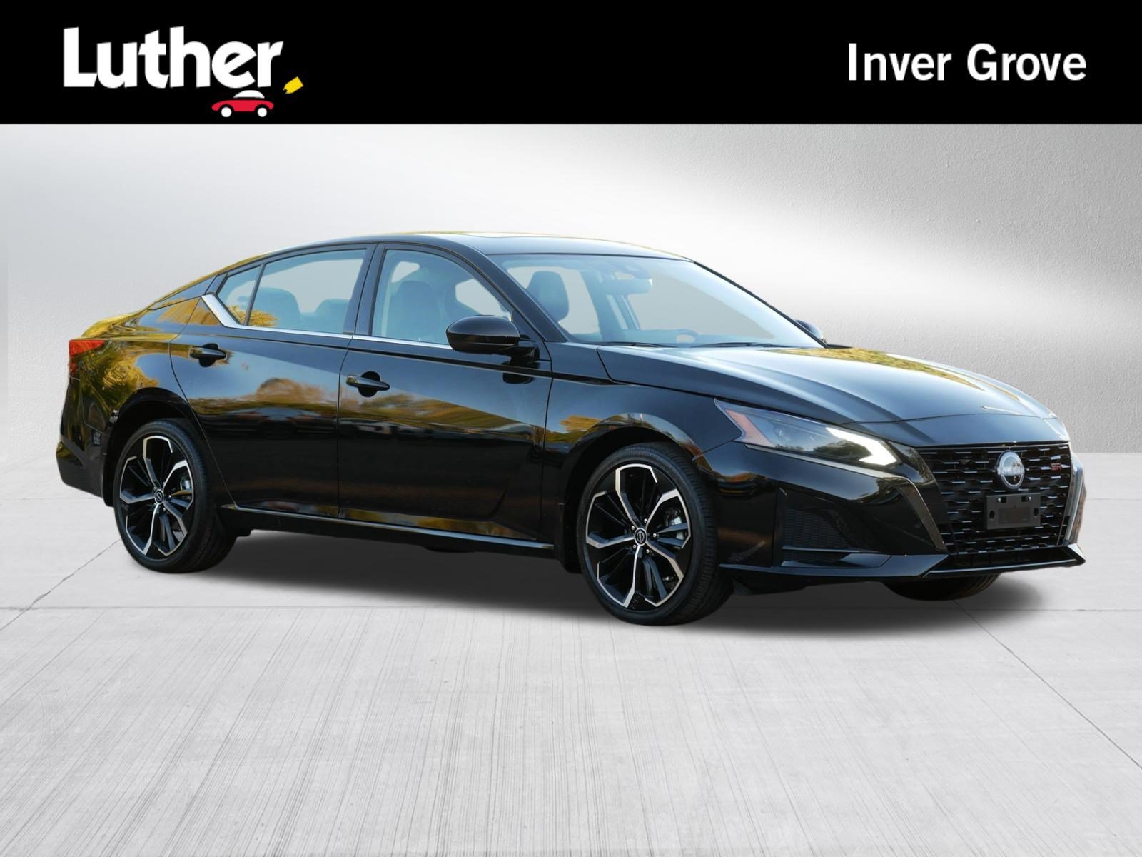 2024 Nissan Altima SR