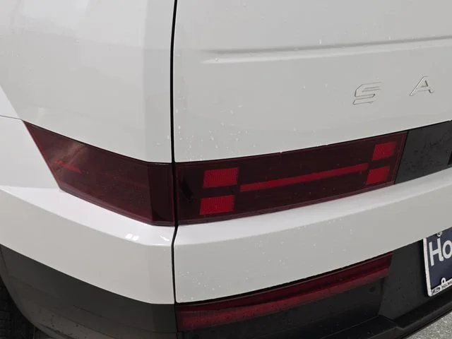 Used 2024 White Hyundai SE image 31