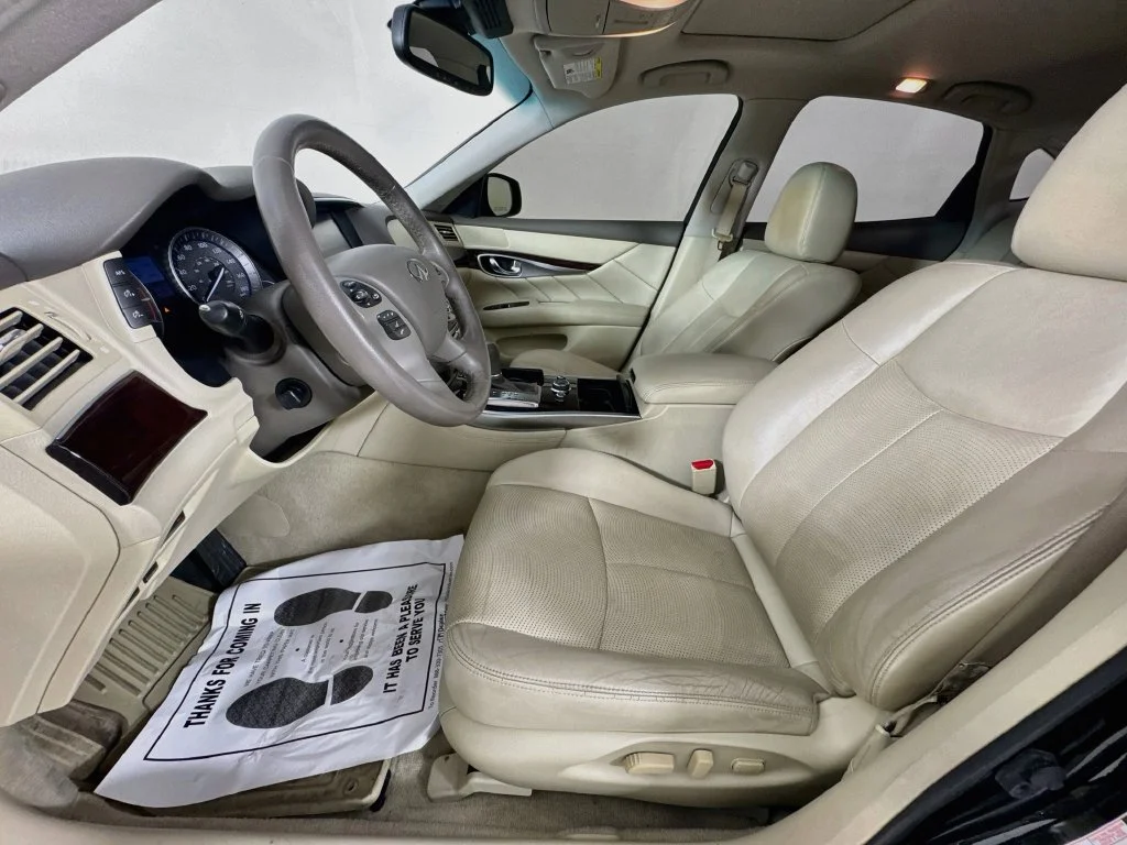 Used 2015 Black INFINITI 3.7 image 26
