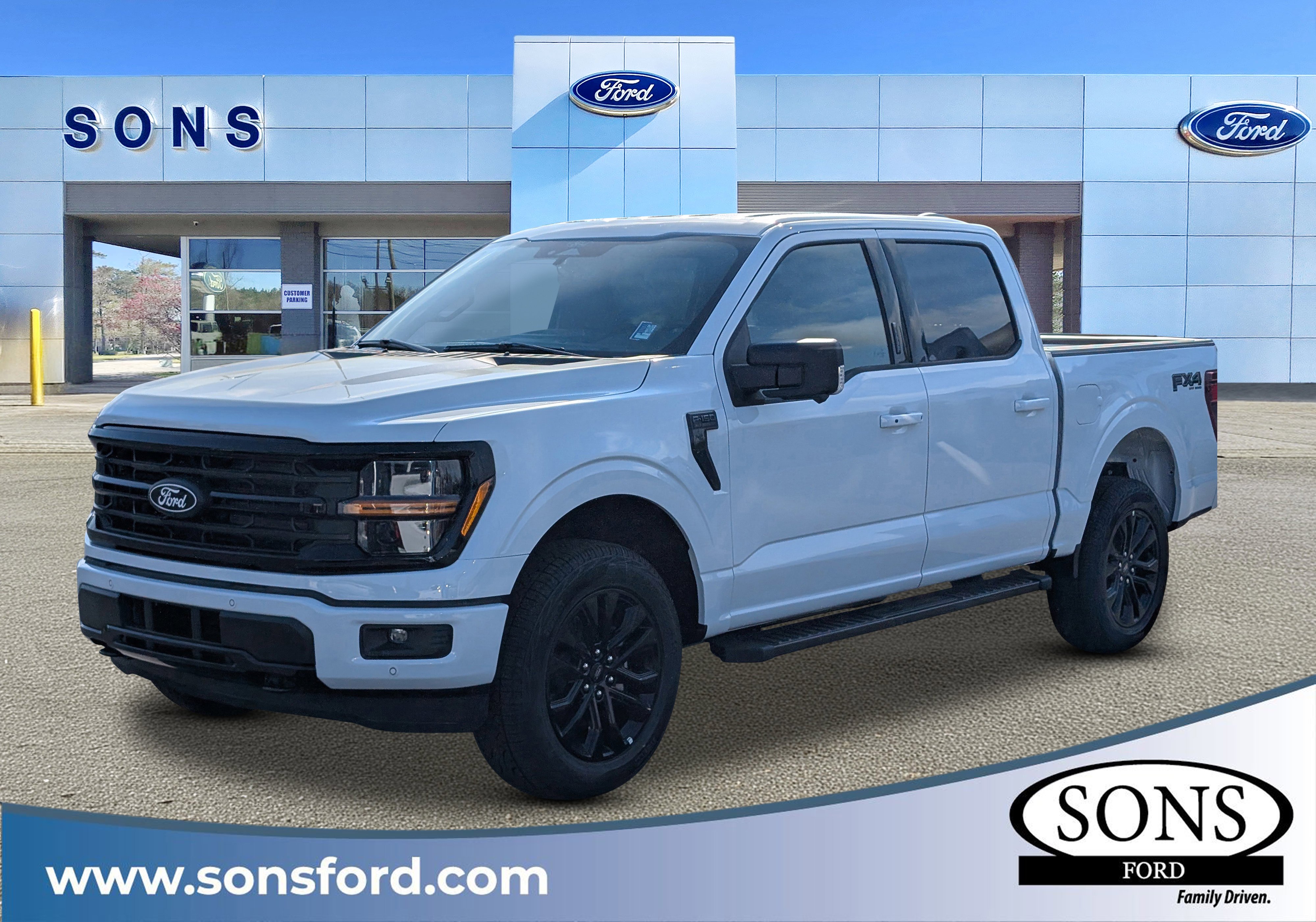 New 2026 OXFORD WHITE FORD XLT image 1