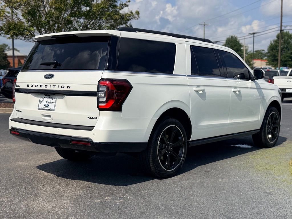 Used 2024 White Ford Limited image 7