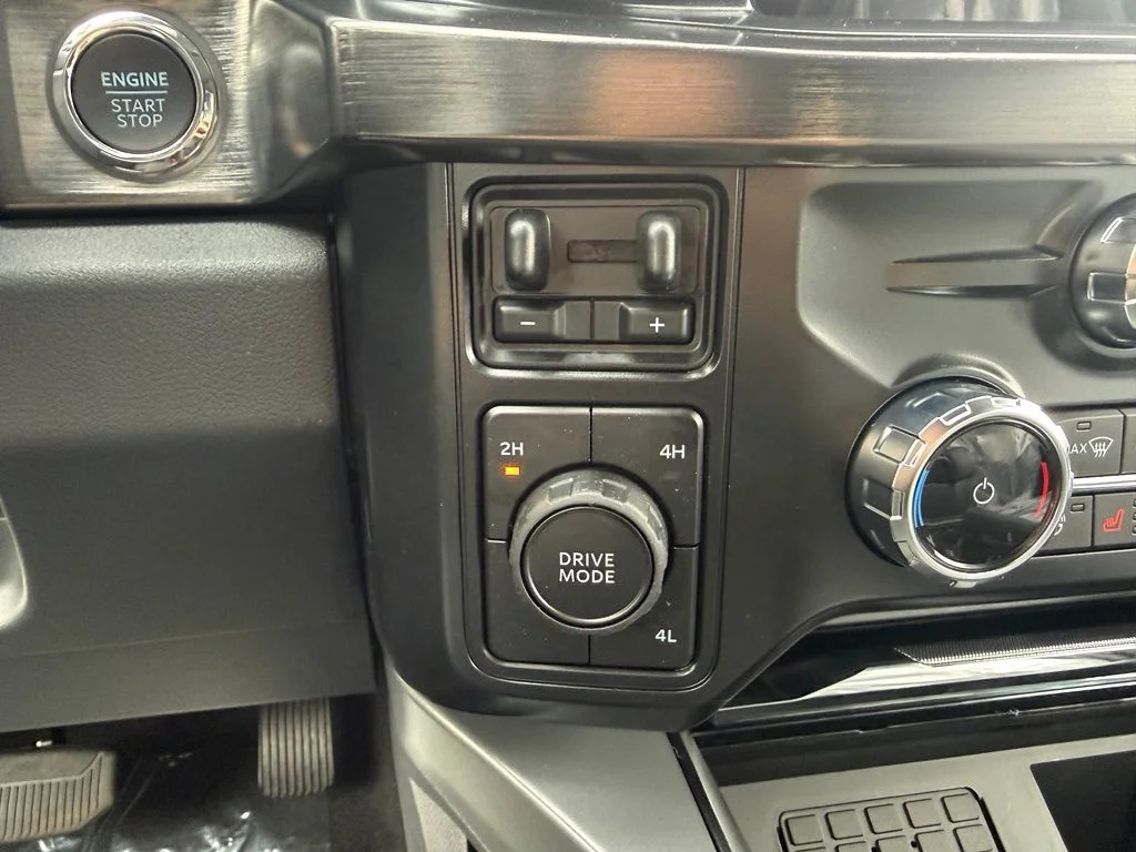 New 2026 Agate Black Metallic Ford F-450® Lariat® image 30