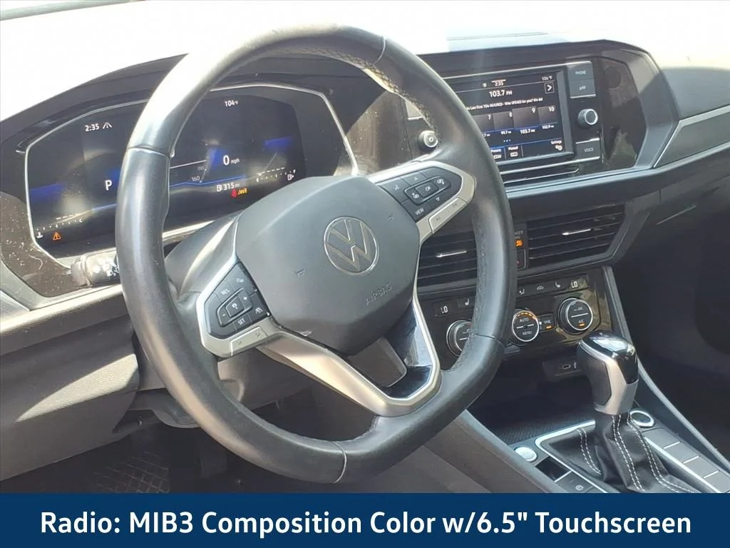 Used 2024  Volkswagen 1.5T SE image 2