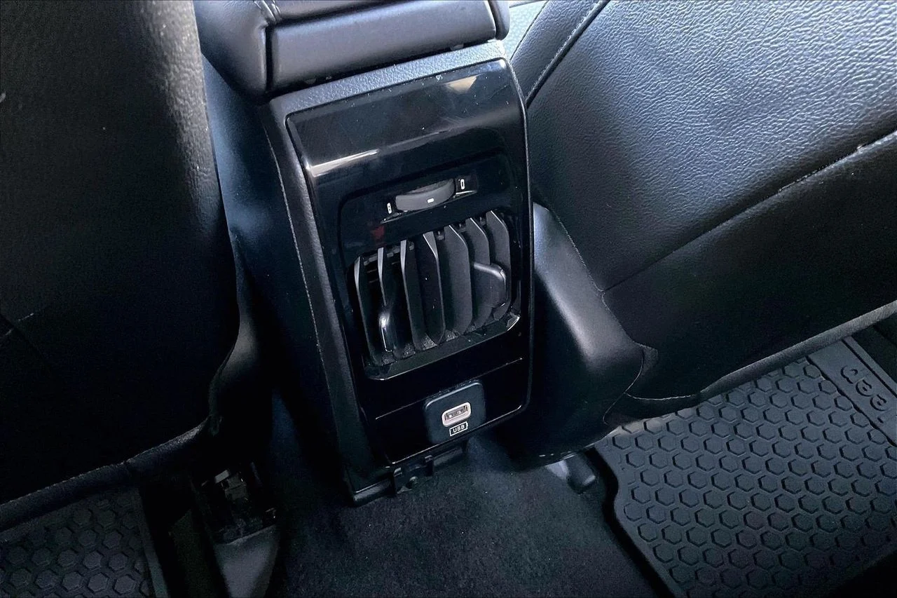 Certified Used 2024 Silver Jeep Trailhawk image 15