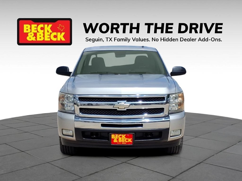 Used 2008 Chevrolet Silverado 1500 1LT with VIN 2GCFC13Y581225507 for sale in Seguin, TX