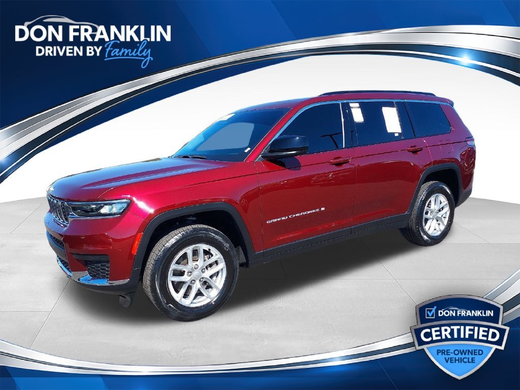 Used 2024 Red Jeep Laredo image 1