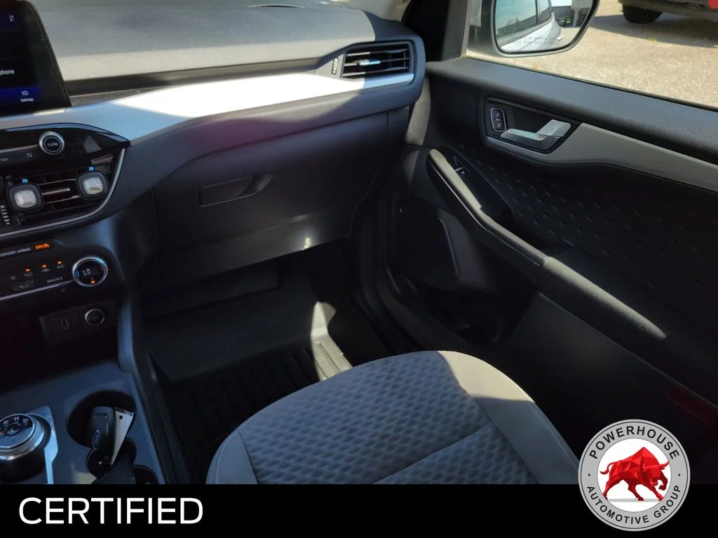 Used 2020 Silver Ford SE image 21