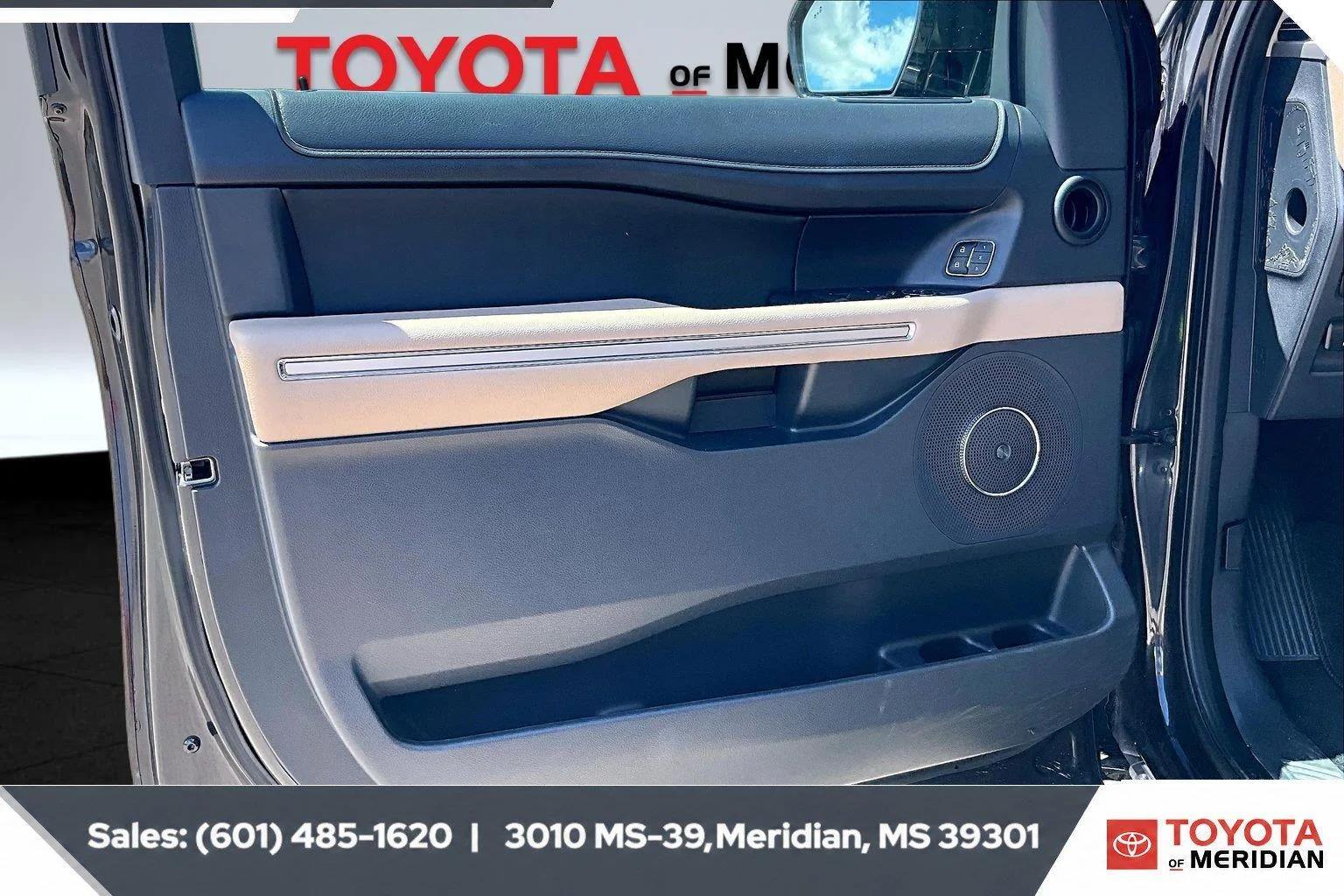 Used 2024 Dark Matter Gray Ford Limited image 17
