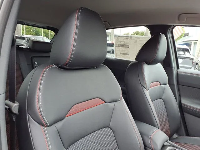 New 2026 Gun Metallic / Scarlet Ember Tintcoat Two-tone Nissan SR image 11