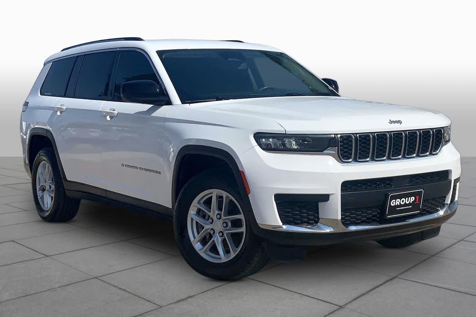 Certified Used 2023 Bright White Clearcoat Jeep Laredo image 3