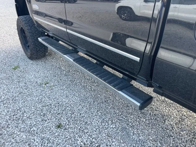 Used 2016 Black Chevrolet High Country image 9