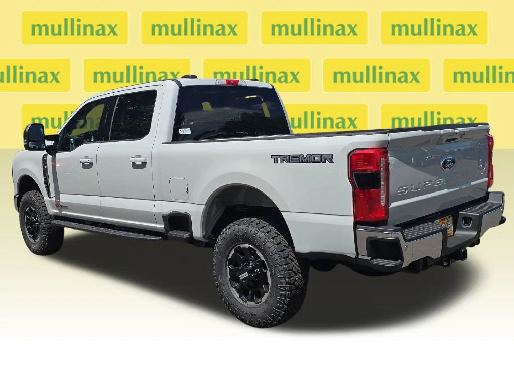 New 2026 White Ford XLT image 6