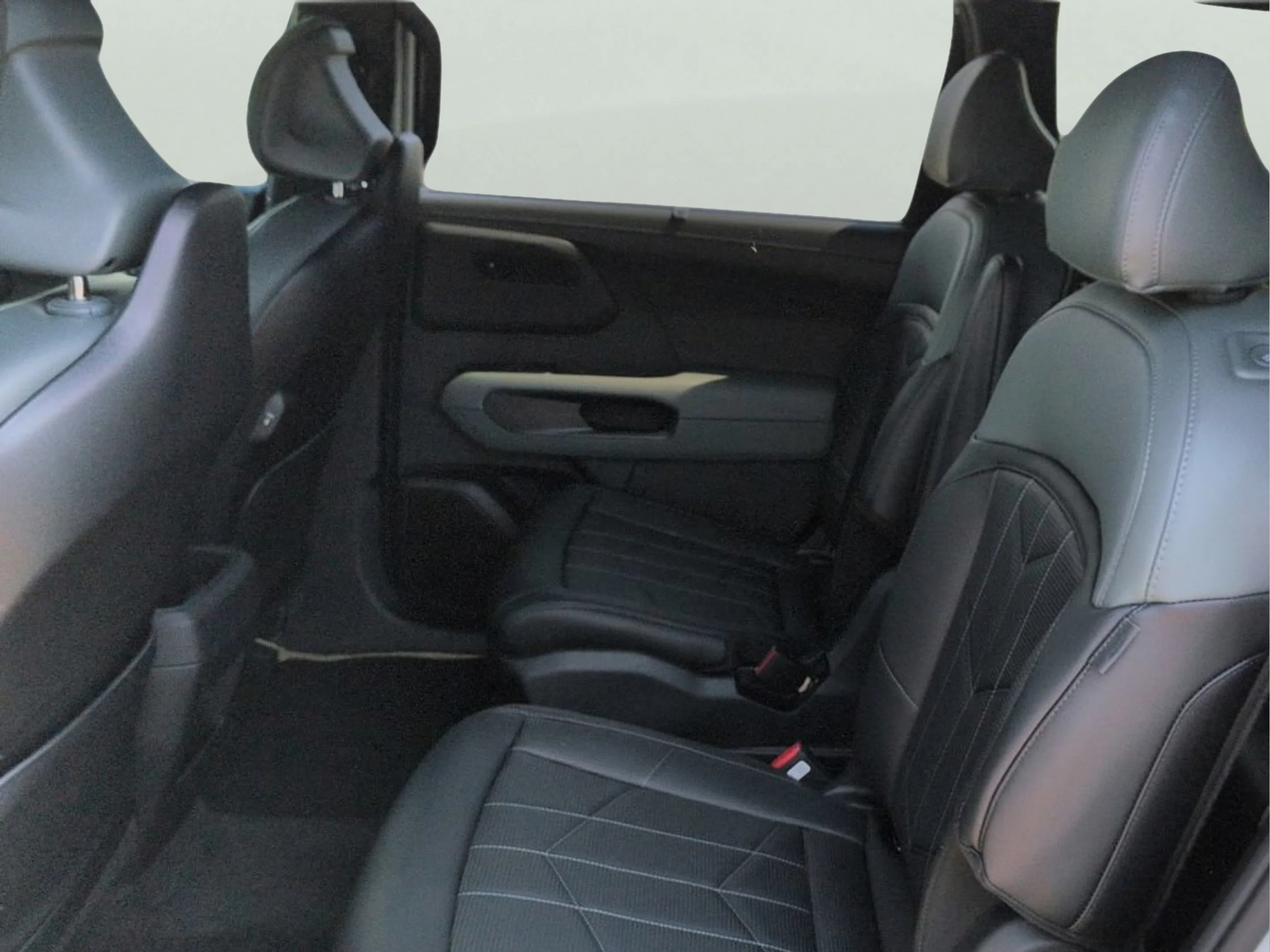 New 2027 Glacial White Pearl Kia X-Line SX image 31