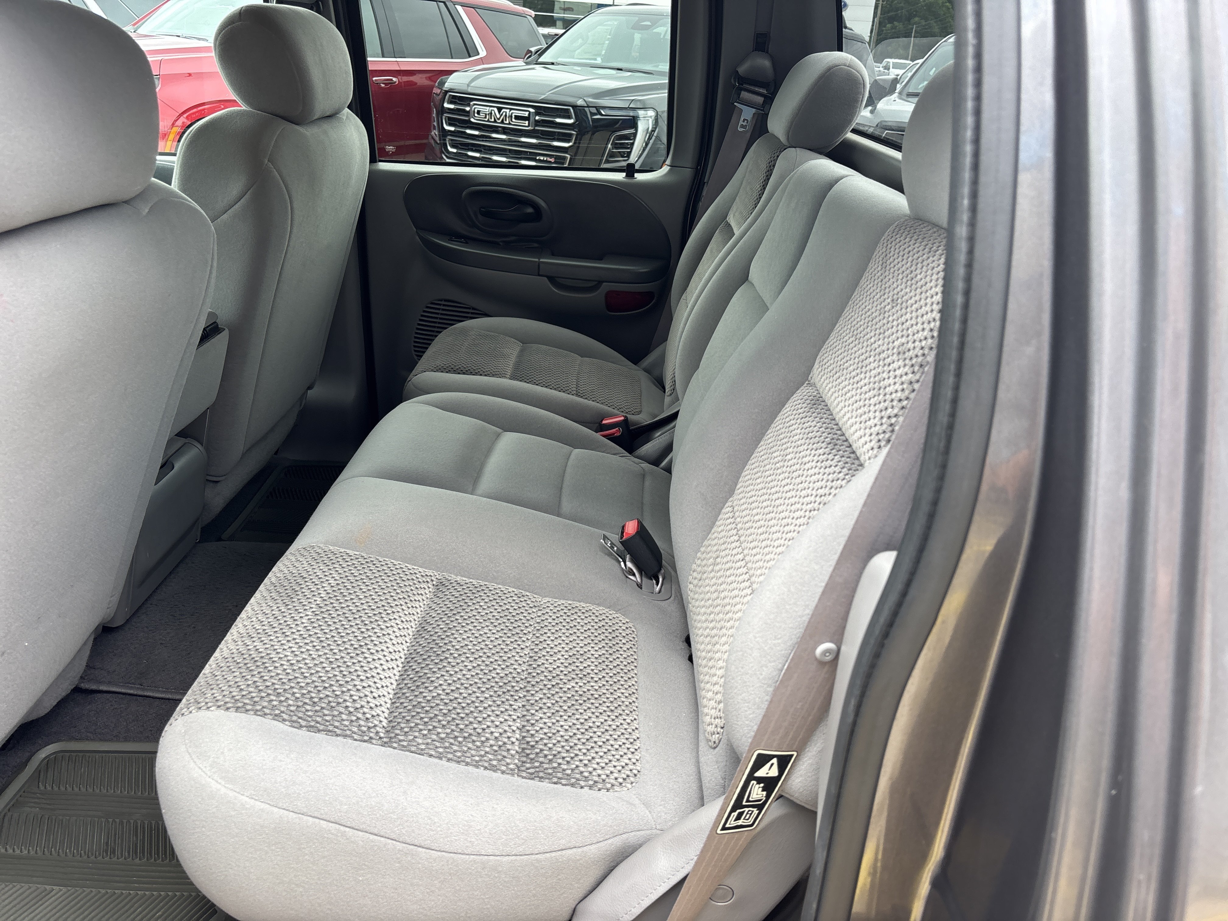 Used 2003 Gray Ford XLT image 15