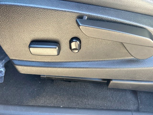 Used 2015 Quicksilver Metallic GMC SLT image 20