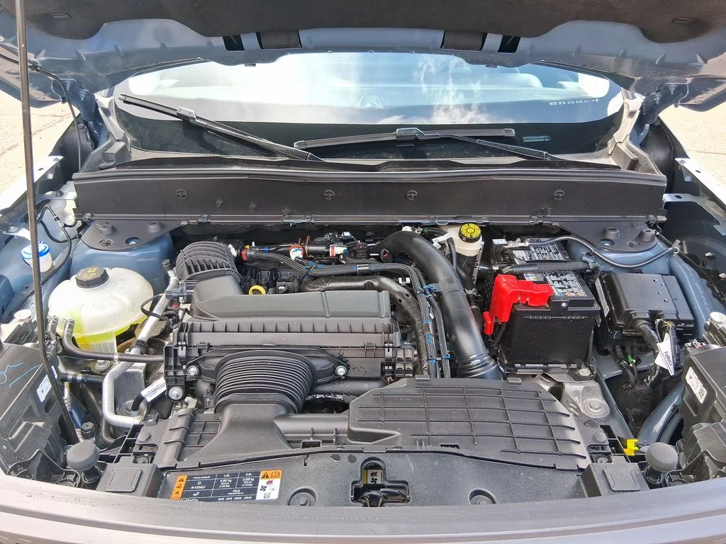 New 2025 Azure Gray Metallic Tri-Coat Ford Badlands® image 20